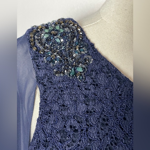 Adrianna Papell Navy Cape-Sleeved Evening Lace Gown One Shoulder Dress Size 6 - Picture 5 of 13